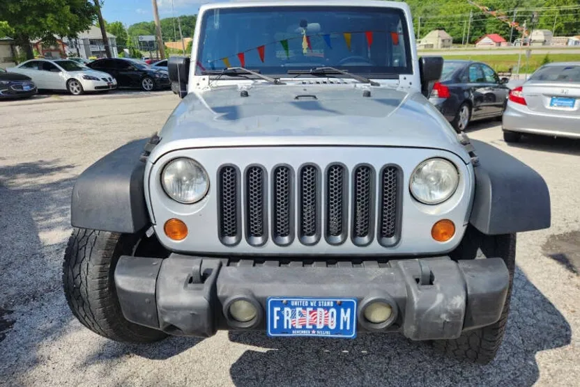 2008 Jeep Wrangler Unlimited X photo 1