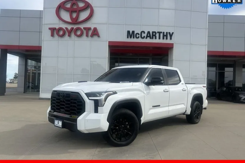 2024 Toyota Tundra Limited photo 1