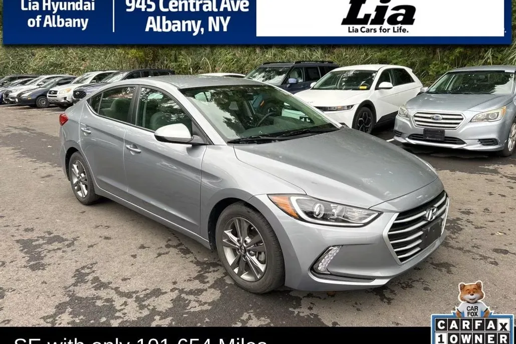 2017 Hyundai Elantra SE photo 1