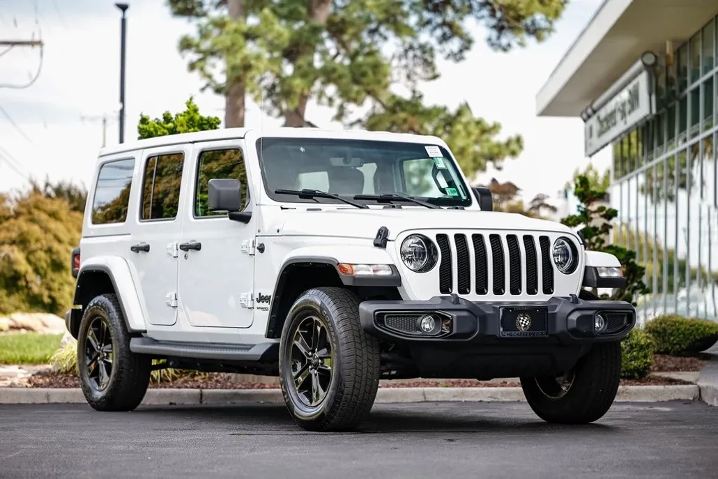 2022 Jeep Wrangler Unlimited Sahara Altitude photo 1