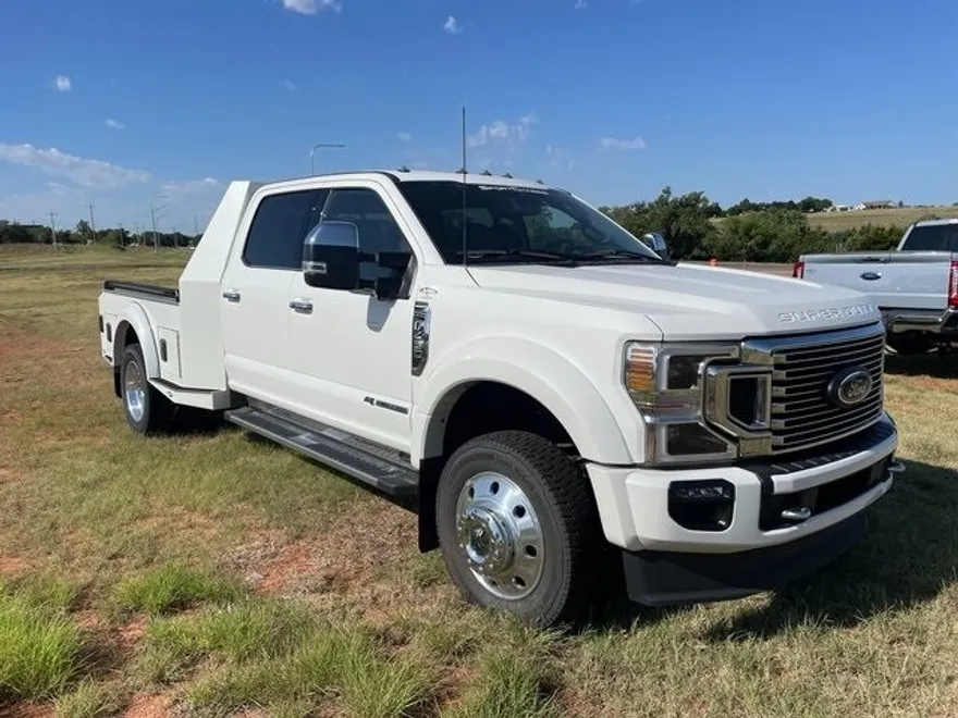 2022 Ford F-450 photo 1