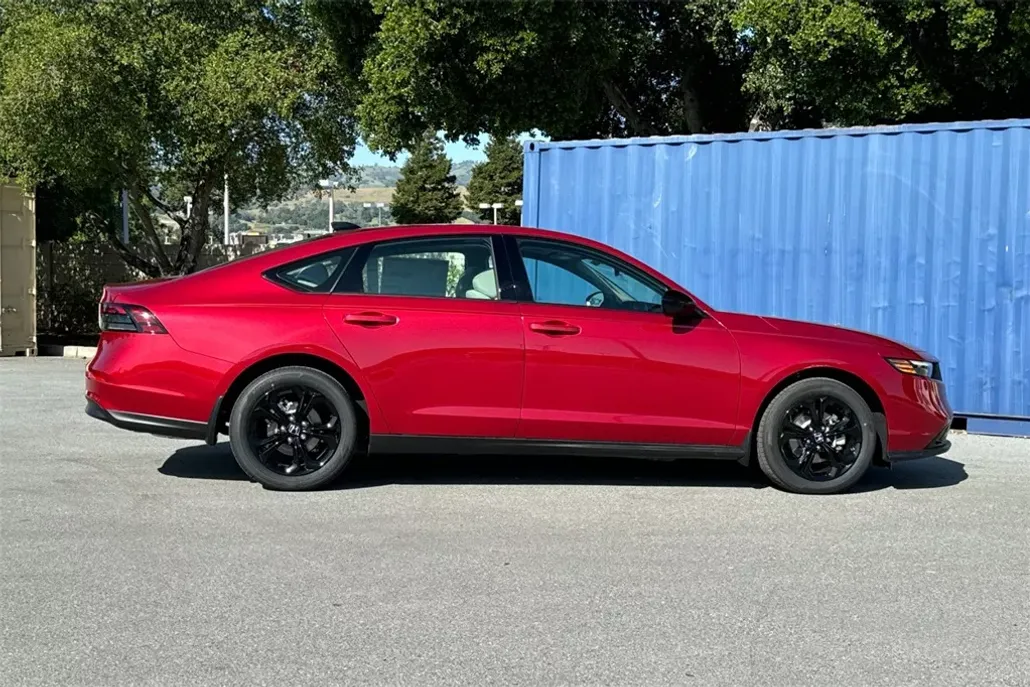 2025 Honda Accord SE photo 1