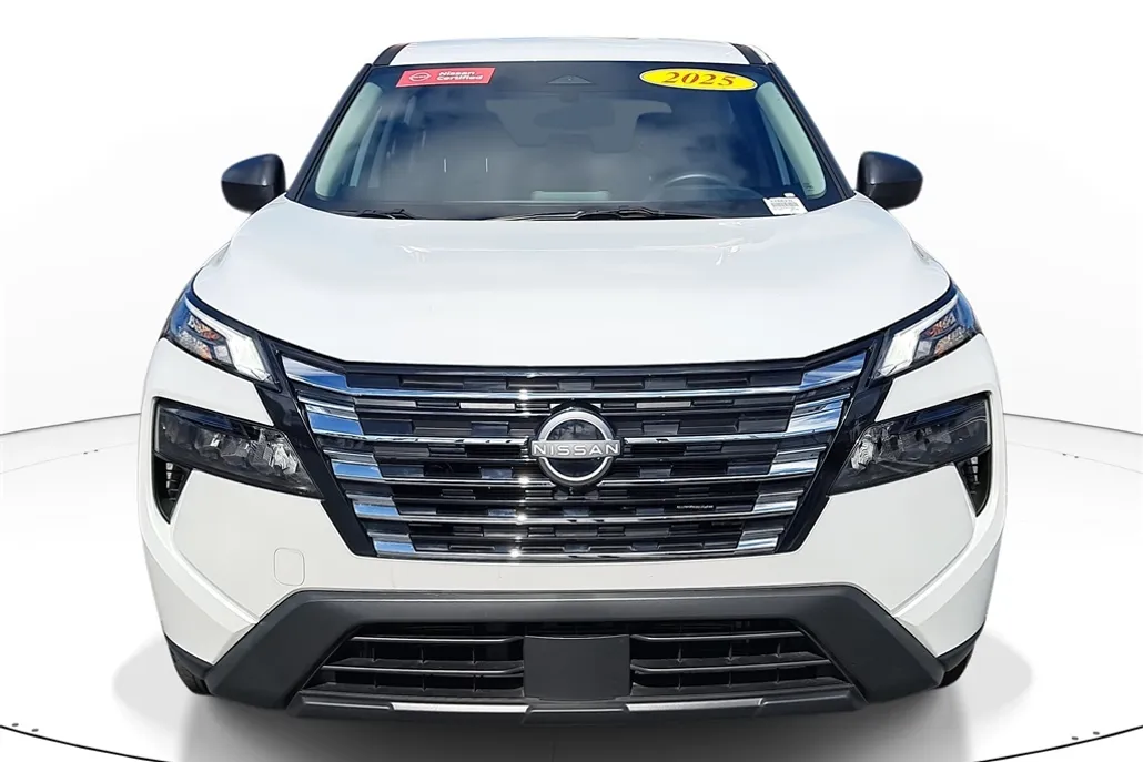 2025 Nissan Rogue S photo 1
