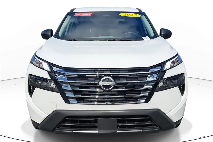 2025 Nissan Rogue S photo 1
