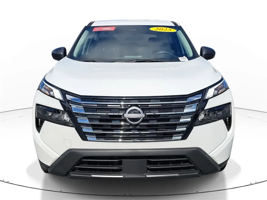 2025 Nissan Rogue S photo 1