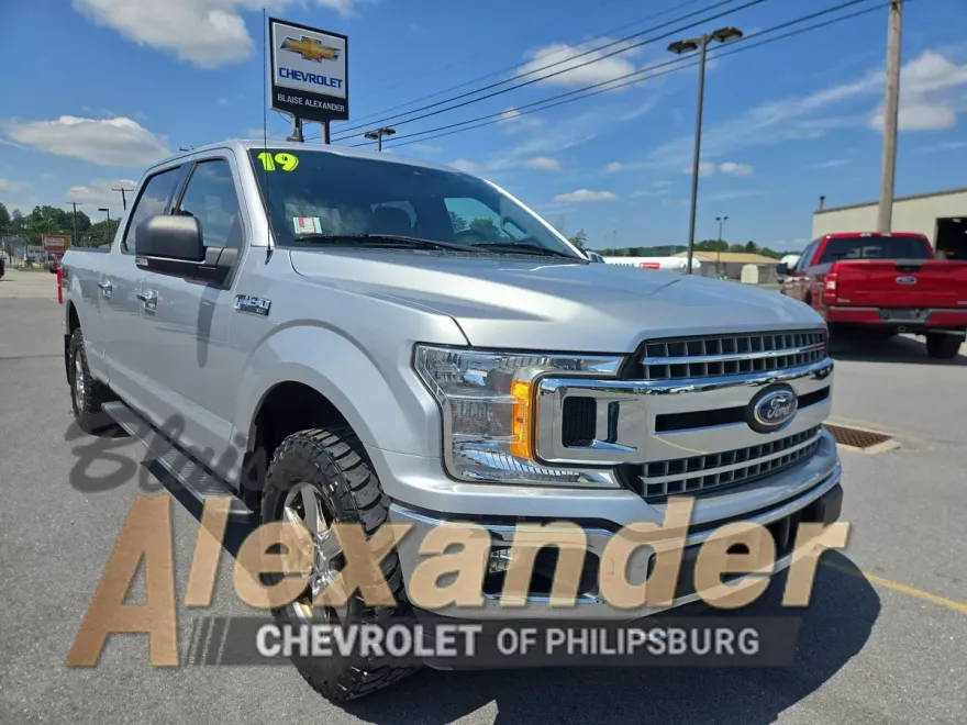 2019 Ford F-150 XLT photo 1