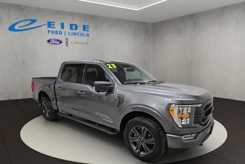 2023 Ford F-150 XLT photo 1