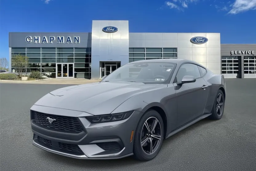 2025 Ford Mustang EcoBoost photo 1