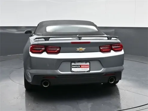 2023 Chevrolet Camaro 1LT photo 4