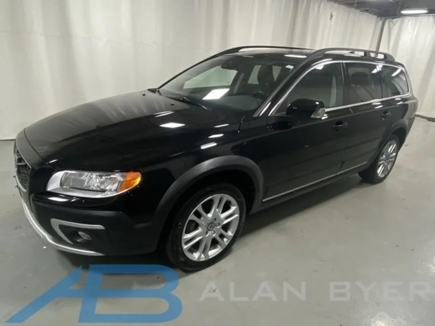 2016 Volvo XC70 T5 Platinum photo 1