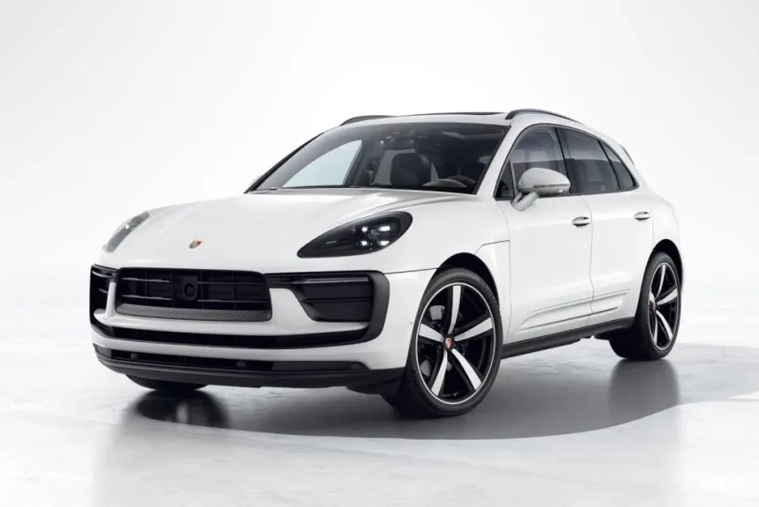 2026 Porsche Macan T photo 1