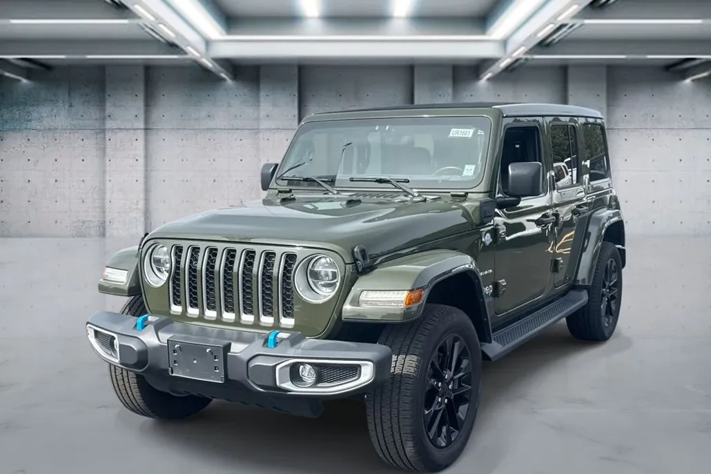 2022 Jeep Wrangler Unlimited Sahara 4xe photo 1