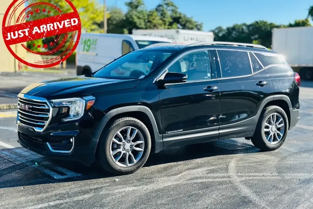 2024 Gmc Terrain SLT photo 1