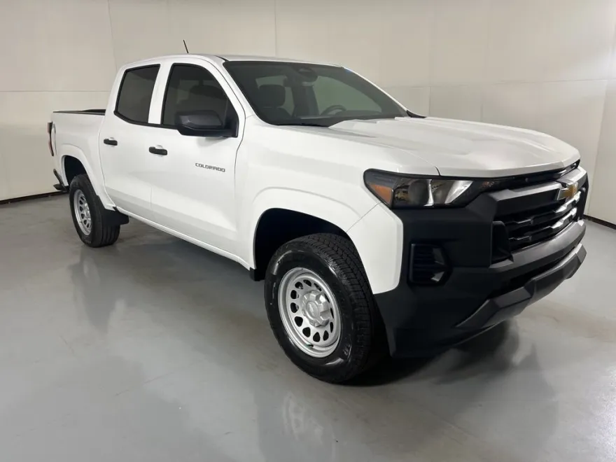 2026 Chevrolet Colorado Work Truck photo 1