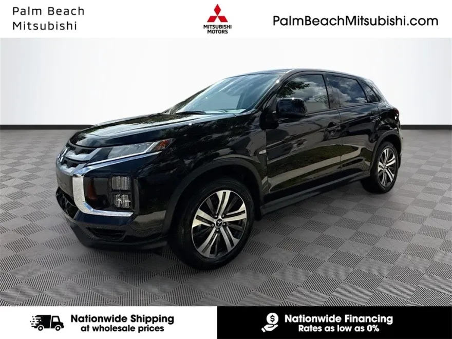 2025 Mitsubishi Outlander Sport ES photo 1