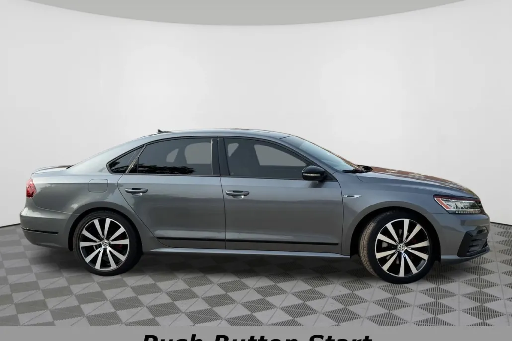 2018 Volkswagen Passat 3.6 V6 GT photo 1