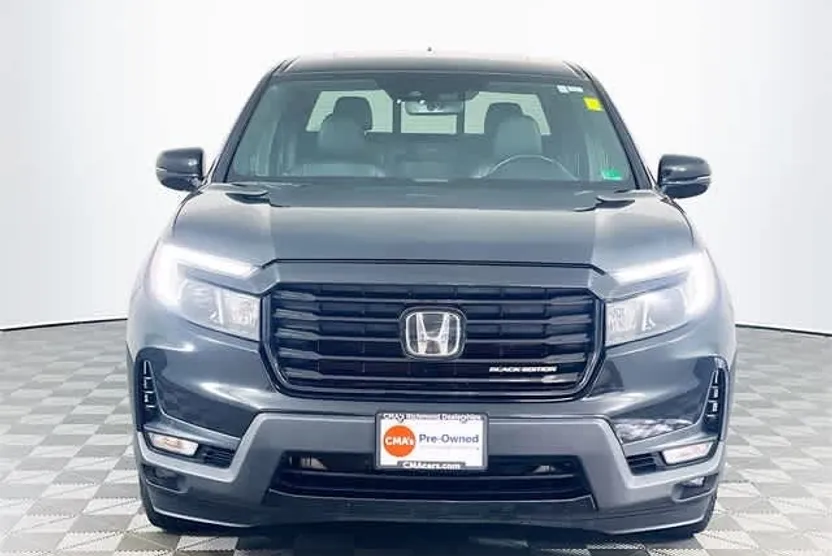 2022 Honda Ridgeline Black Edition photo 1