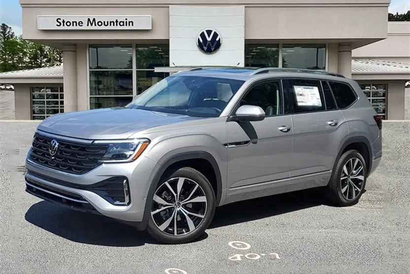 2026 Volkswagen Atlas SEL Premium R-Line photo 1