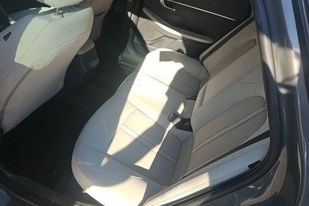 2021 Hyundai Sonata SEL photo 1