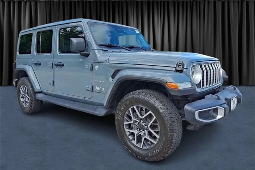 2024 Jeep Wrangler Sahara photo 1