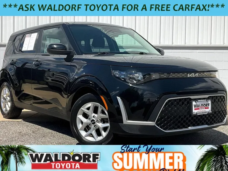 2023 Kia Soul S photo 1