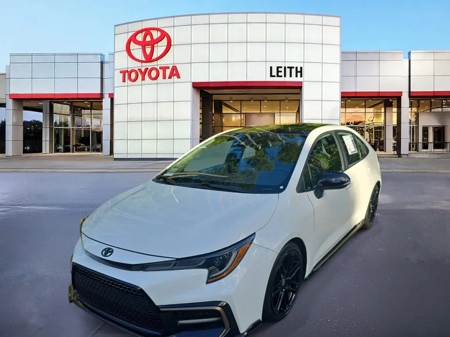 2021 Toyota Corolla SE photo 1