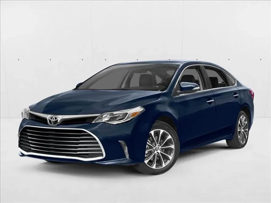 2018 Toyota Avalon XLE photo 1