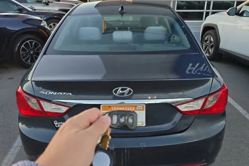 2011 Hyundai Sonata GLS photo 1