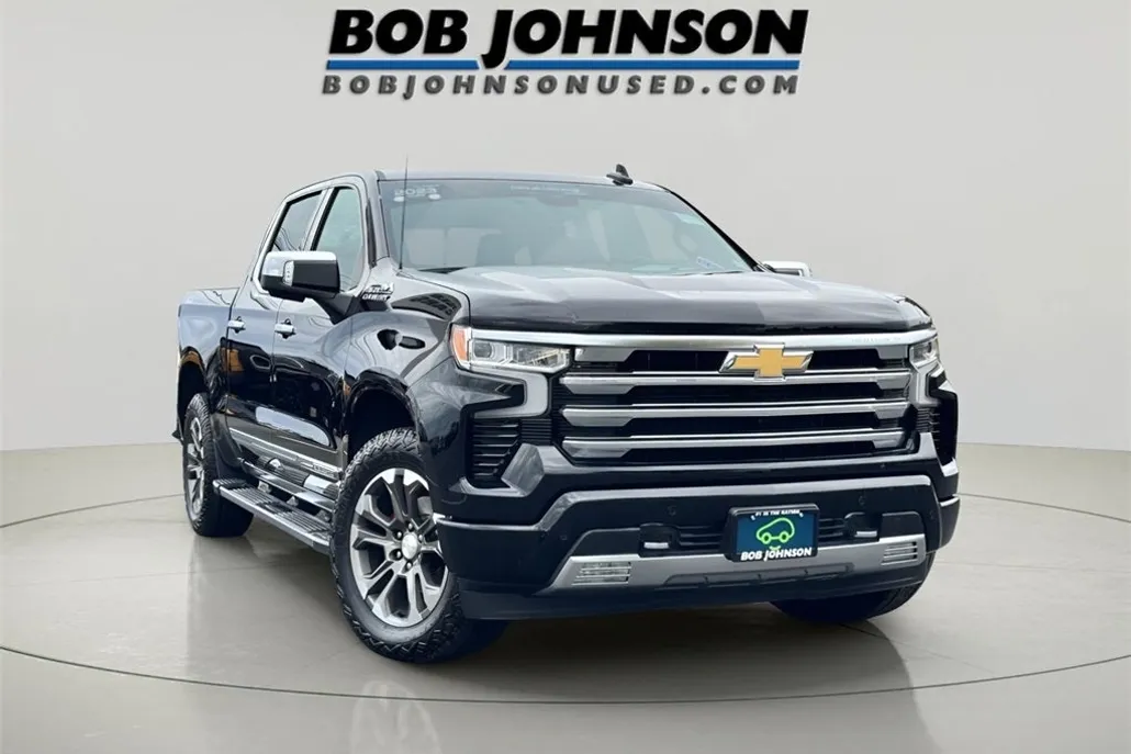 2023 Chevrolet Silverado 1500 High Country photo 1