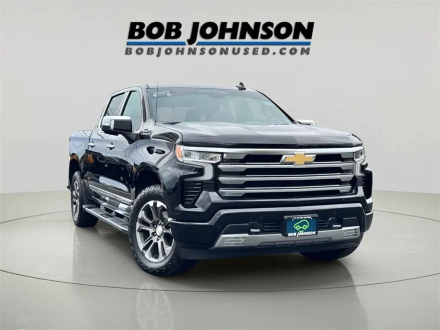 2023 Chevrolet Silverado 1500 High Country photo 1