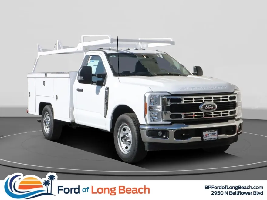 2024 Ford F-350 photo 1