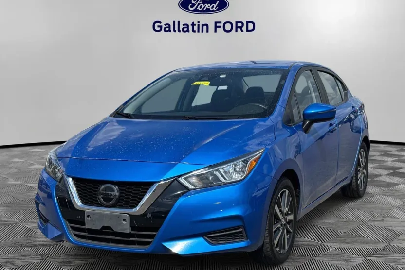 2021 Nissan Versa SV photo 1