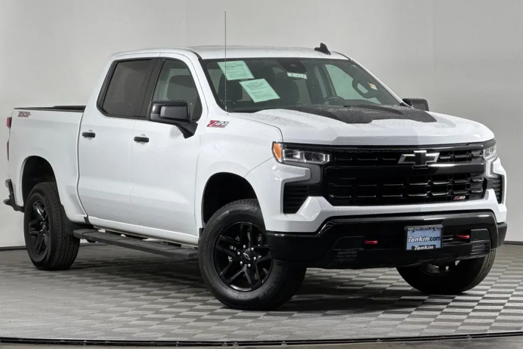 2023 Chevrolet Silverado 1500 LT Trail Boss photo 1