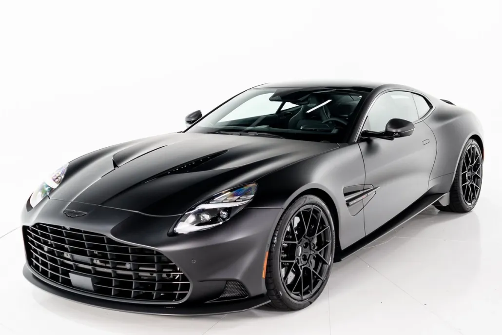 2025 Aston Martin Vanquish AM7 photo 1