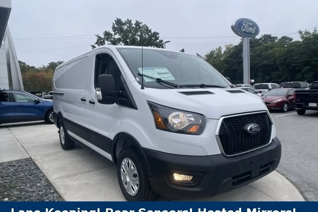 2025 Ford Transit photo 1