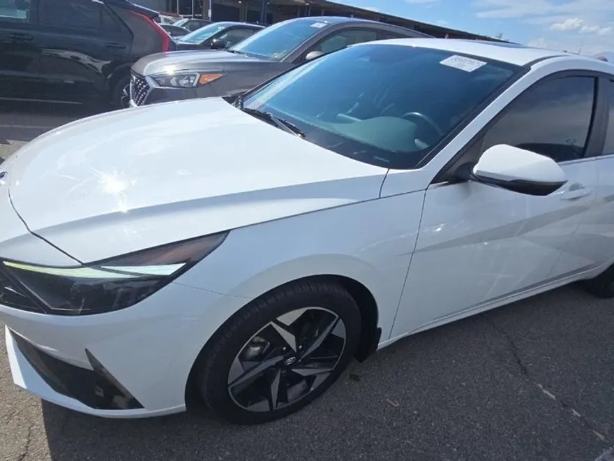 2023 Hyundai Elantra Hybrid Limited photo 1