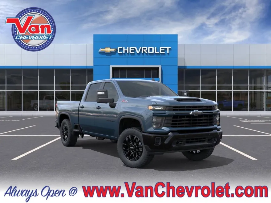 2026 Chevrolet Silverado 2500HD Custom photo 1