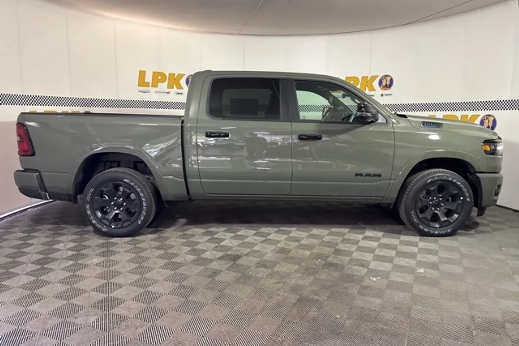 2025 Ram 1500 Big Horn photo 1