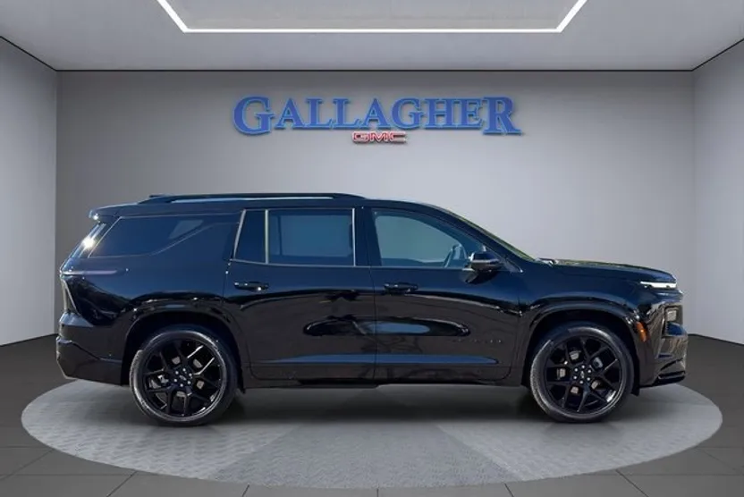 2024 Chevrolet Traverse RS photo 1