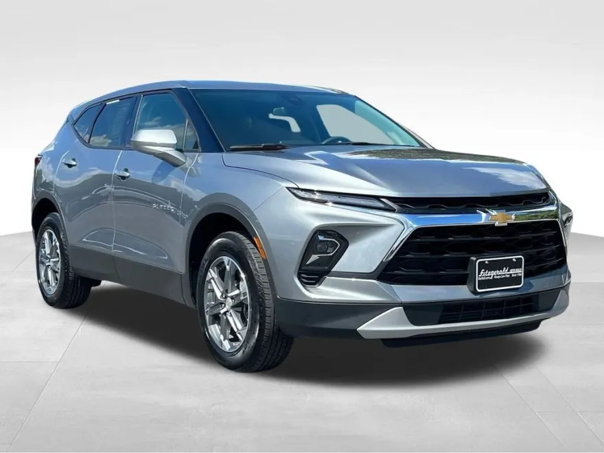 2025 Chevrolet Blazer 2LT photo 1