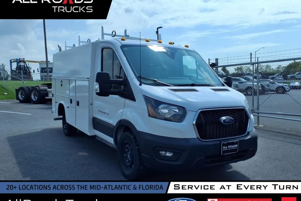 2025 Ford Transit photo 1