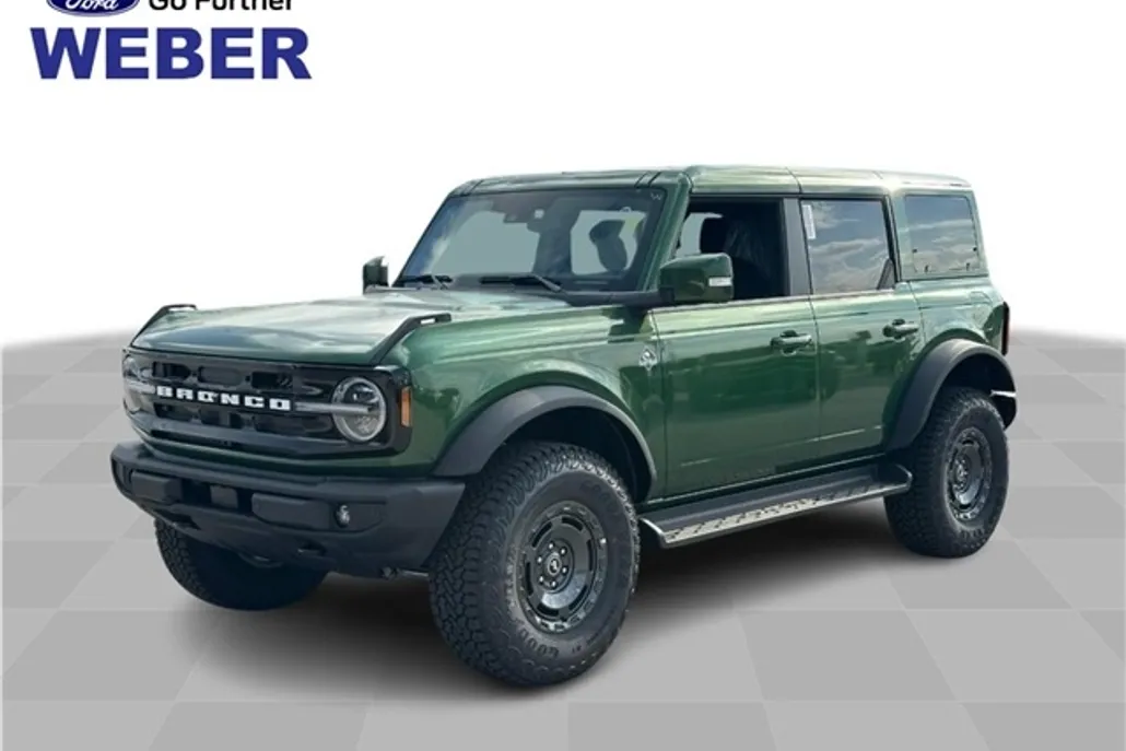2025 Ford Bronco Outer Banks photo 1