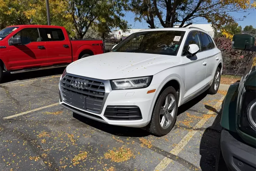 2018 Audi Q5 2.0T Premium Plus photo 1
