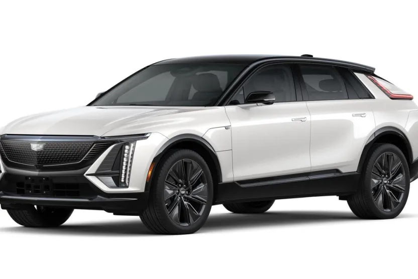 2025 Cadillac Lyriq Sport photo 1