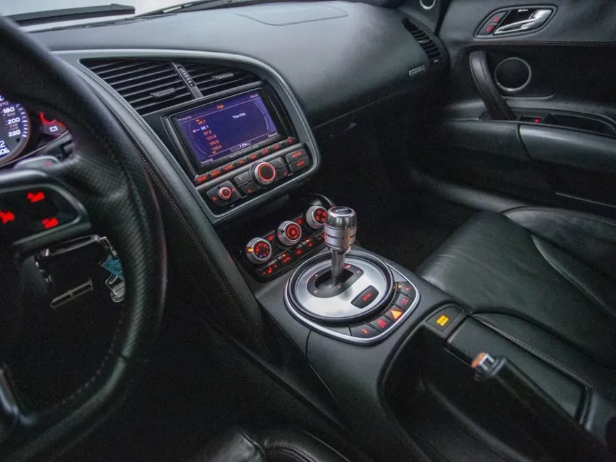 2011 Audi R8 5.2 photo 44