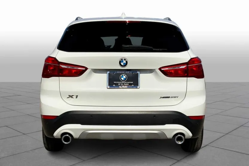 2022 Bmw X1 XDrive28i photo 1
