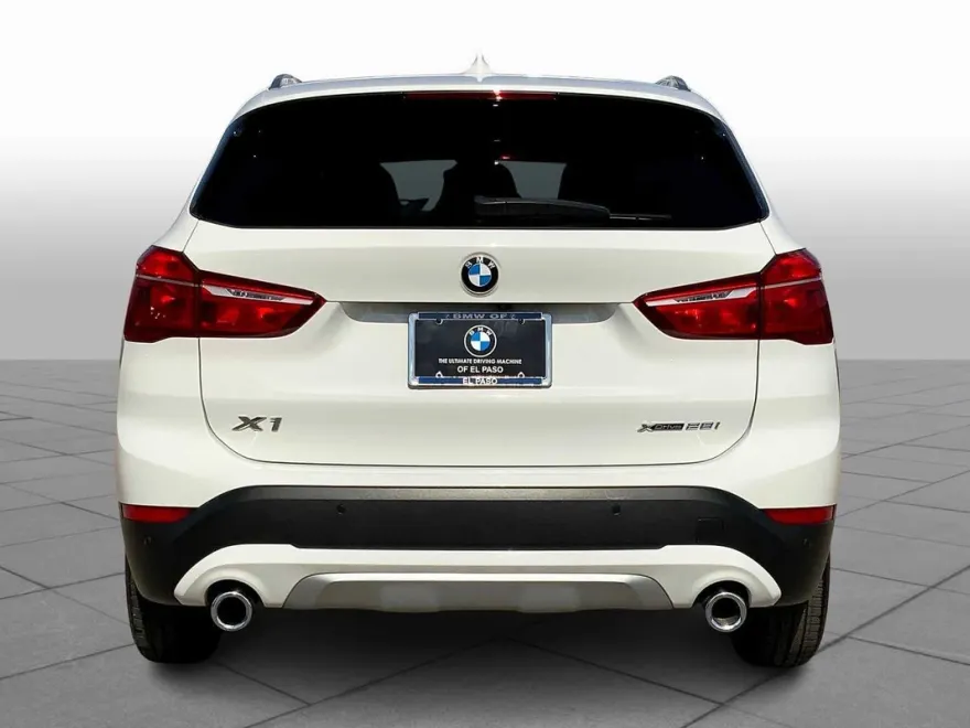 2022 Bmw X1 XDrive28i photo 1