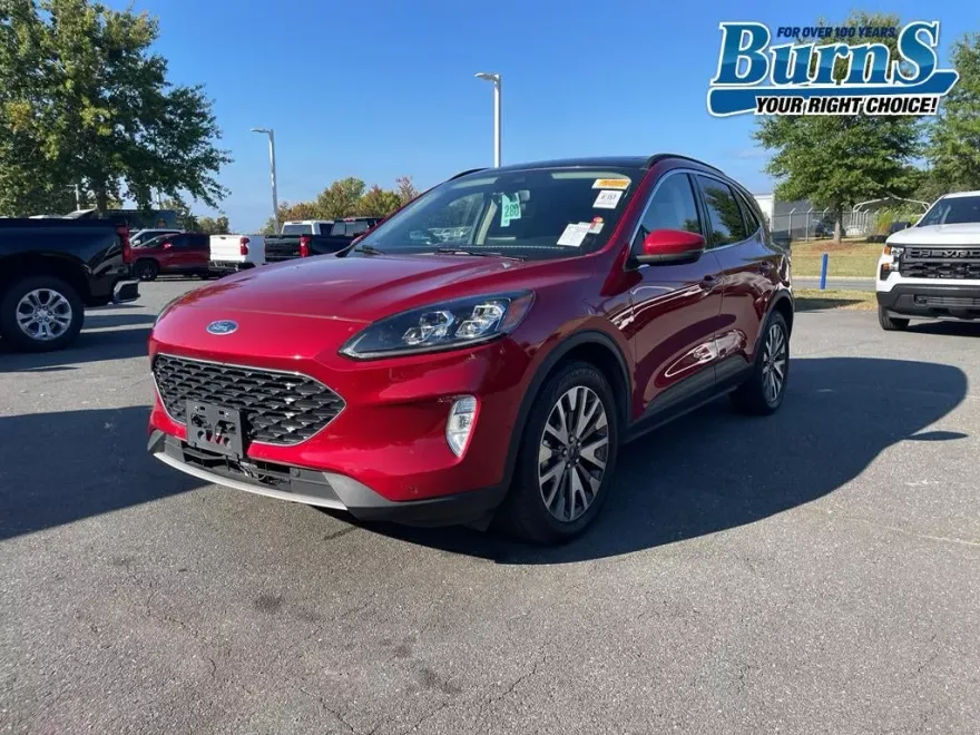 2020 Ford Escape Titanium photo 1