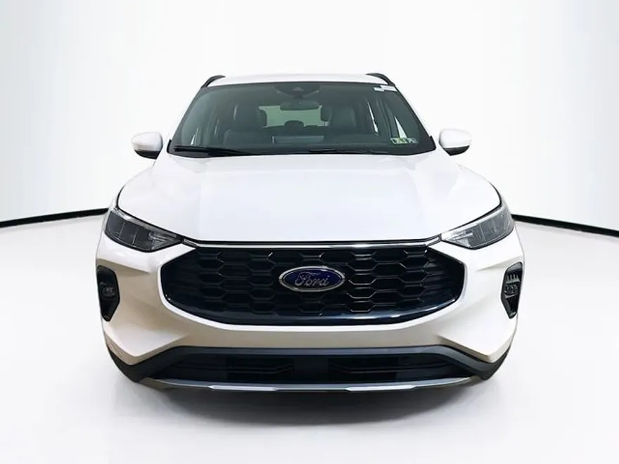 2026 Ford Escape ST-Line Select photo 1