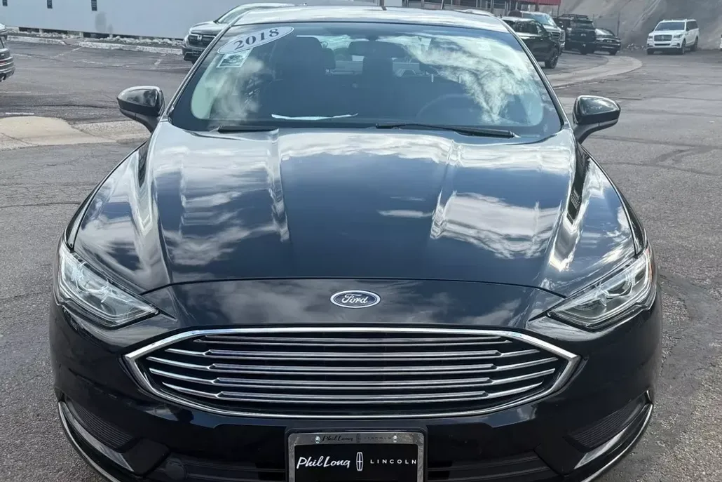 2018 Ford Fusion Hybrid SE photo 1